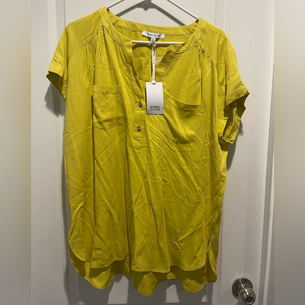 Rose & Olive Men's Short-Sleeve Henley Shirt in Vibrant Yellow-Green